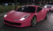 Pink Ferrari 458 Italia in Doha.jpg